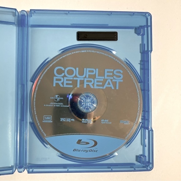 Couples Retreat Blue-ray Disc - Picture 3 of 3